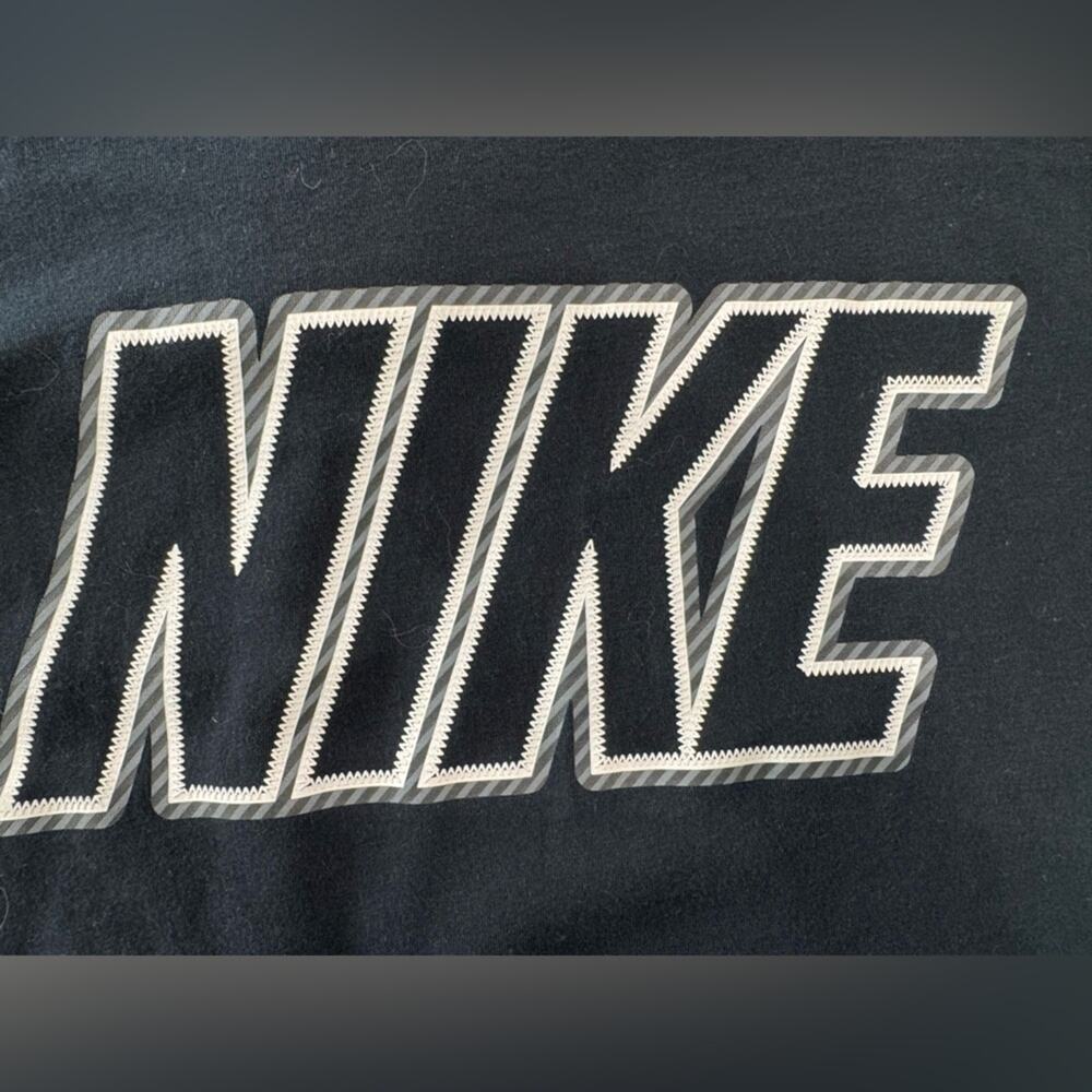 NIKE Mens Navy Blue Logo Tee Shirt  XL Athleisure Gym - Picture 3 of 3